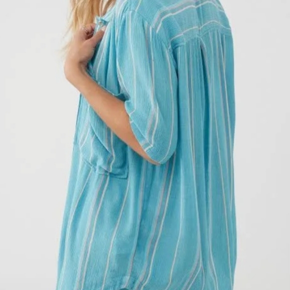 Womens Button down - Picture 2 of 3